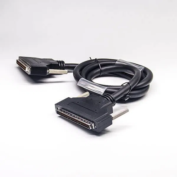 SCSI-Kabel HPDB Stecker auf HPDB 68-polig Stecker Schraubverschluss übergossenes Kabel, 2 m