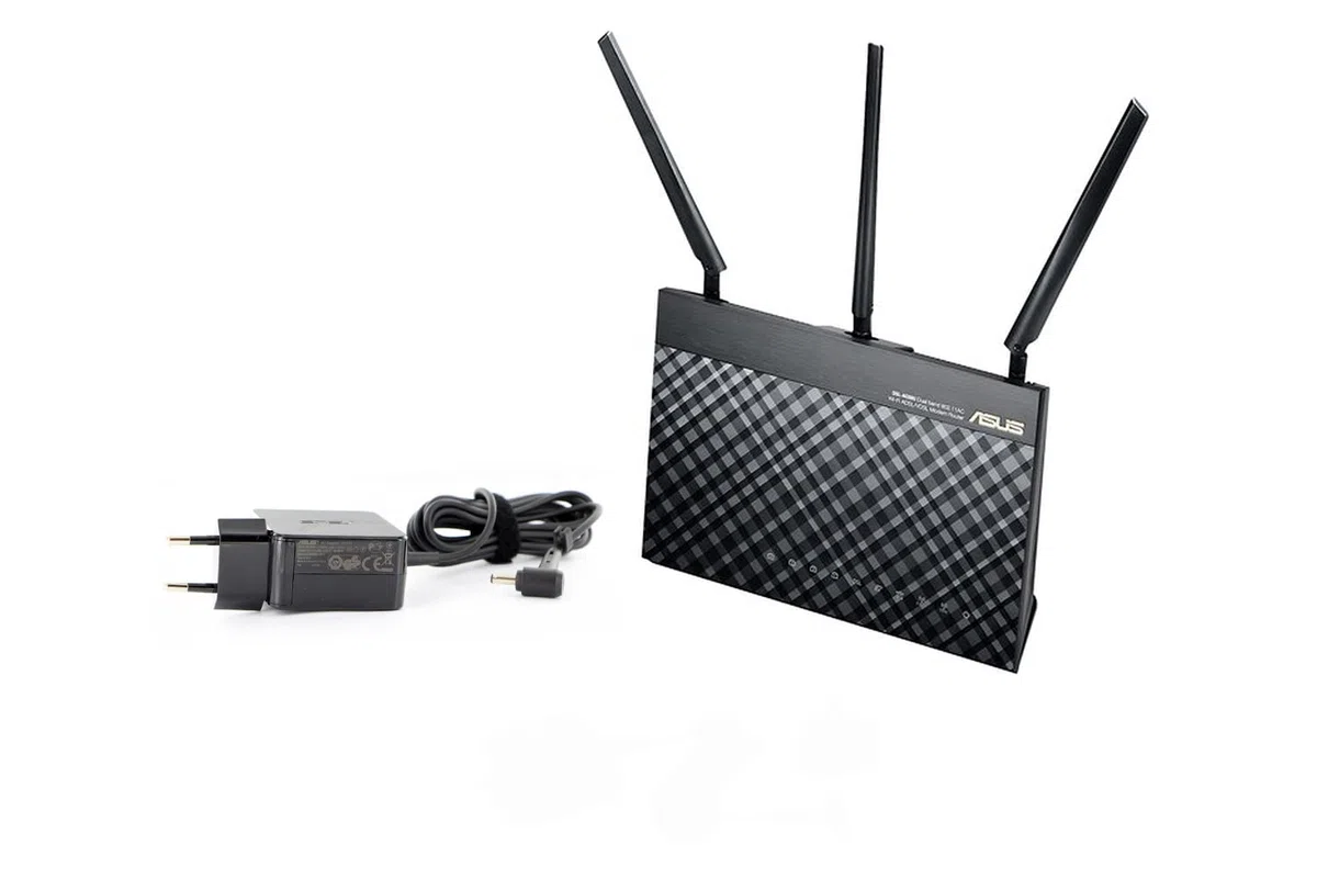 ASUS DSL-AC68U Modem Router (Ai Mesh WLAN System, EU und DE-Version Annex A B J, WiFi 5 AC1900 MIMO, 4x Gigabit LAN, AiProtection, Dual-Core CPU, Multifunktion USB 3.0), AC1900 Gigabit