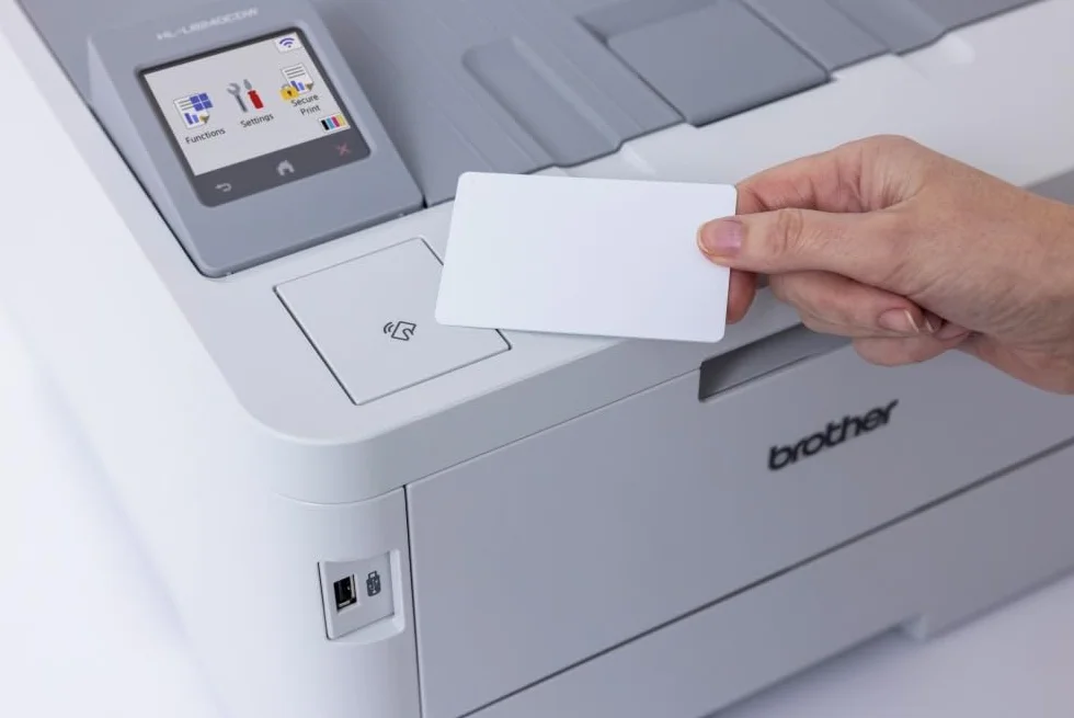 Brother HL-L8240CDW Professioneller und kompakter Farb-LED-Drucker mit WLAN/LAN (30 Seiten/Min.) weiß/grau