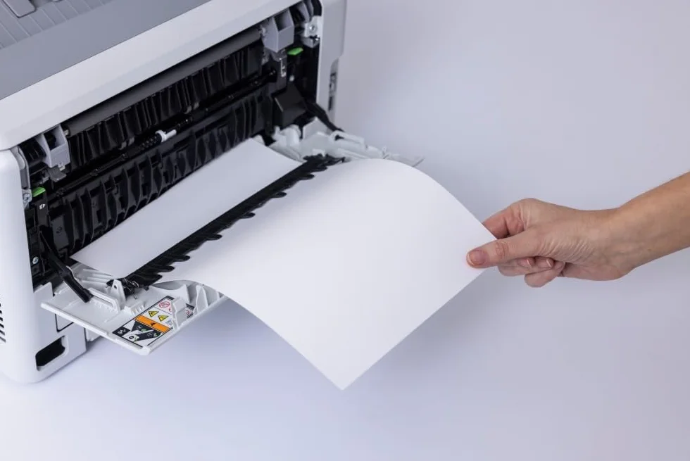 Brother HL-L8240CDW Professioneller und kompakter Farb-LED-Drucker mit WLAN/LAN (30 Seiten/Min.) weiß/grau