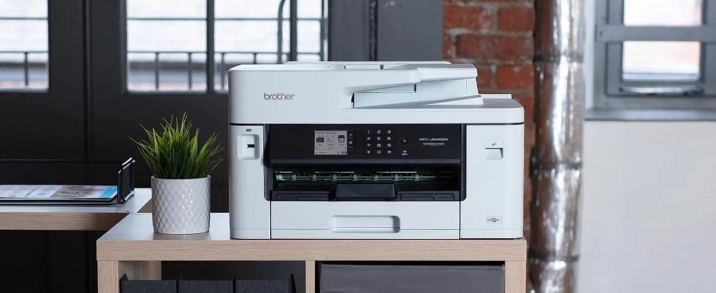 Brother MFC-J5345DW 4-in-1 Farbtintenstrahl-Multifunktionsgerät (250 Blatt Papierkassette, Drucker, Scanner, Kopierer, Fax), Weiß, Mittel