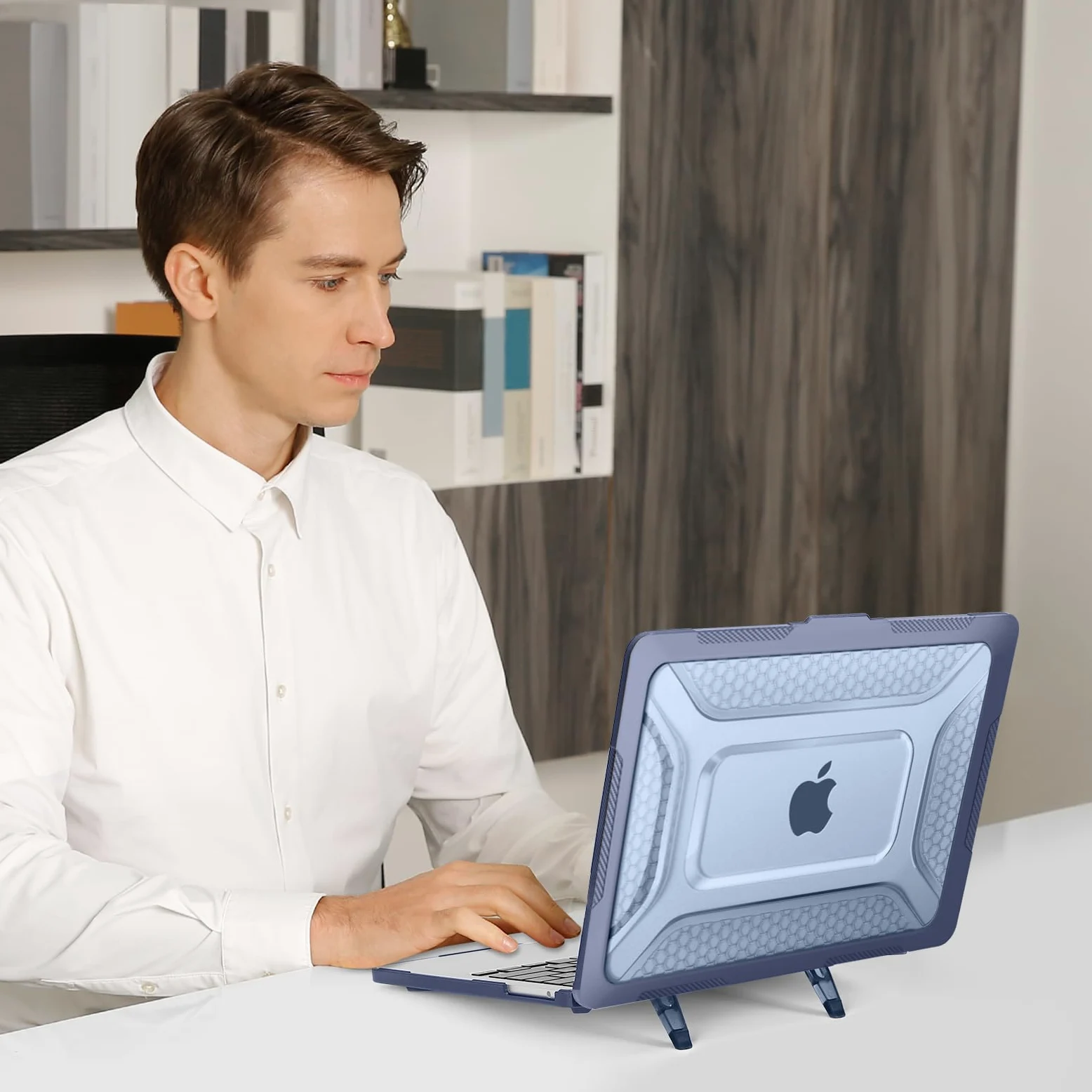 MOSISO Kompatibel mit MacBook Air 13 Zoll Hülle M5 M4 M3 M2 2026 2025-2022, Honigwabe TPU Bumper Hartschale Klappständer&Tastaturschutz für MacBook Air 13,6 Zoll A3449 A3240 A3113 A2681, Marineblau
